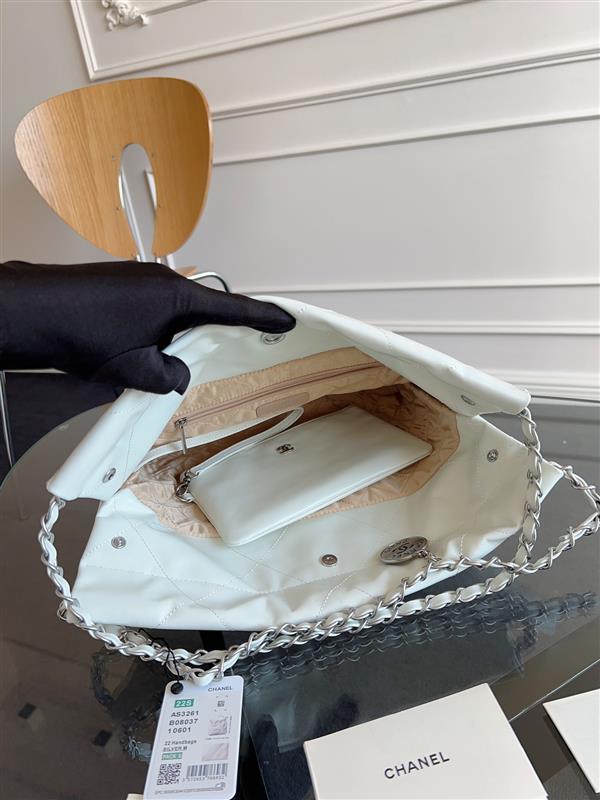 2026127215213315 630